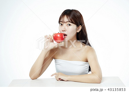 韓国人 ビューティー 若い女性 43135853