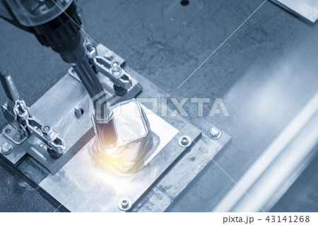 The welding robot machine  43141268