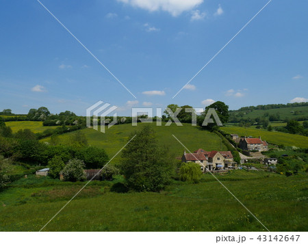 イギリスのカントリーハウスと田舎風景 43142647