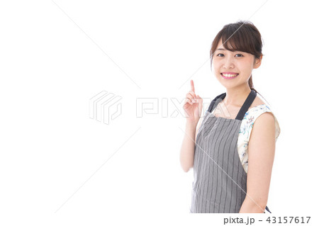カフェのスタッフ 43157617