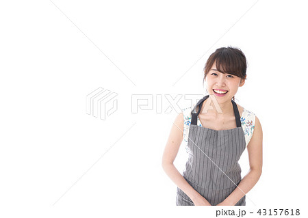 カフェのスタッフ カフェのスタッフ 43157618