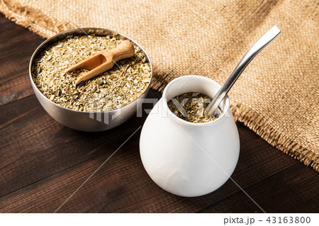 yerba mate drink 43163800
