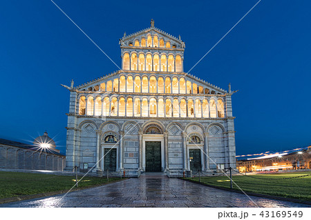 cathedral of pisa in the early evening cathedral of pisa in the early evening 43169549