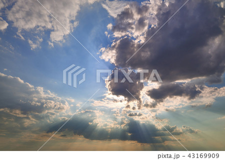 Photogpraphy of blue sky with white clouds. 43169909