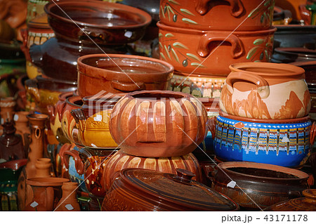 Earthenware Crockery 43171178