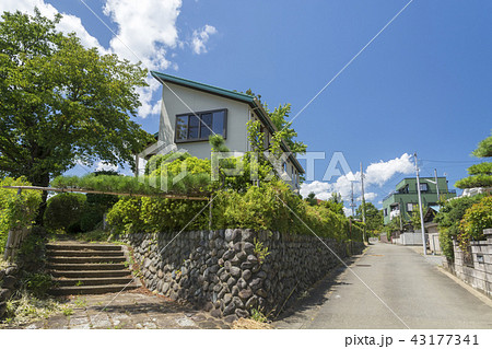 相模湖町の住宅街 43177341