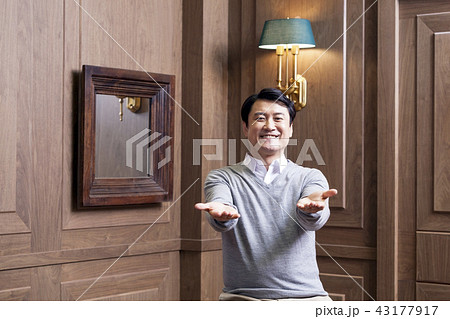 男 男性 男の子 43177917