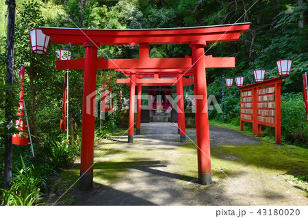 湯涌稲荷神社 赤鳥居 金沢湯涌温泉 湯涌稲荷神社 赤鳥居 金沢湯涌温泉 43180020