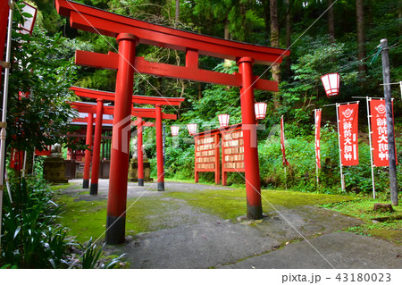 湯涌稲荷神社　赤鳥居　金沢湯涌温泉 43180023
