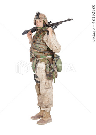 Soldier with machine gun isolated studio shoot 43192930