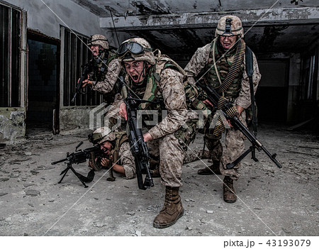 Marine Corps soldier fighters breakthrough with firefight Marine Corps soldier fighters breakthrough with firefight 43193079