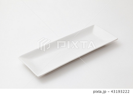 白い長方形の皿 43193222