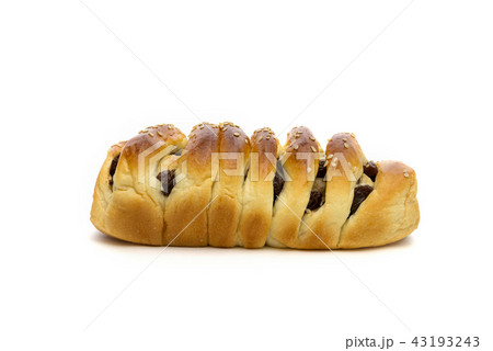 raisin cinnamon bread isolated on white background raisin cinnamon bread isolated on white background 43193243