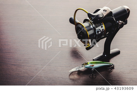 Reel and hooks for fishing rods Reel and hooks for fishing rods 43193609