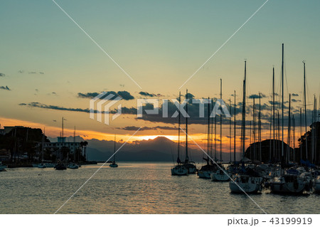 諸磯湾の夕景 43199919