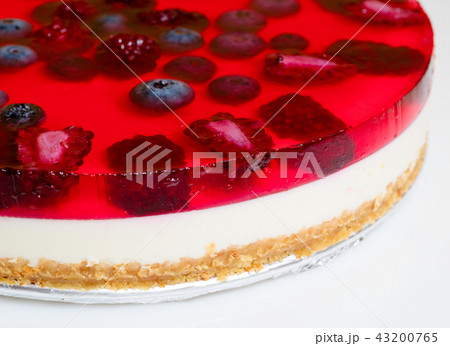 Cheesecake with wild berries Cheesecake with wild berries 43200765