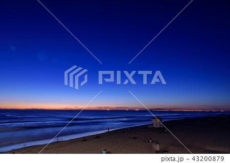 アメリカ・カリフォルニア・ハンティントンビーチの夕暮れ アメリカ・カリフォルニア・ハンティントンビーチの夕暮れ 43200879