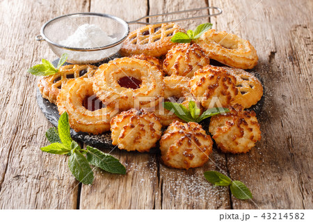 Dessert biscuit cookies in assortment with mint Dessert biscuit cookies in assortment with mint 43214582