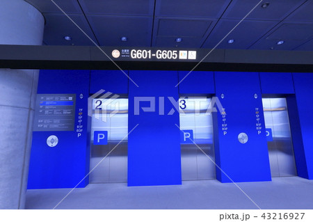 東京国際フォーラム　６Ｆ　エレベーター 43216927