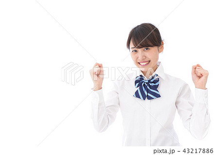 喜ぶ学生・合格 43217886