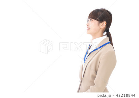 オフィスで働く女性 43218944