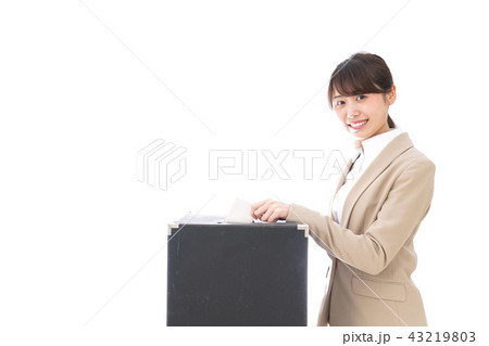 選挙・投票 43219803