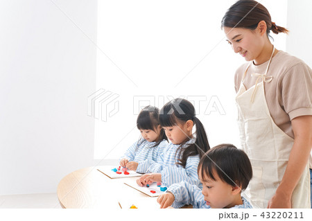 幼稚園 幼稚園 43220211