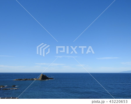 快晴の空と海 43220653