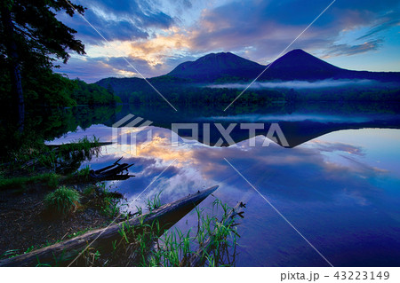 静寂の朝 静寂の朝 43223149