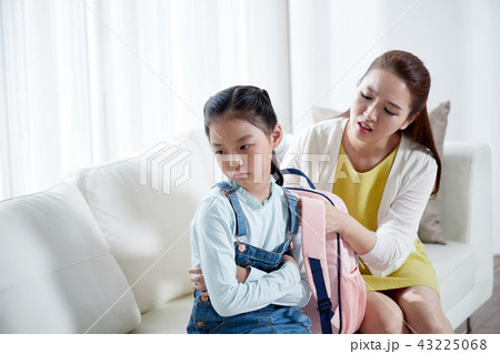 韓国人 ママ 母 43225068