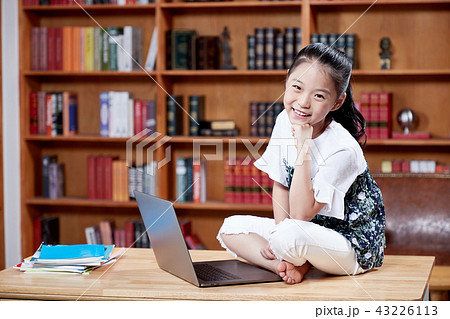 韓国人 女性 女 43226113