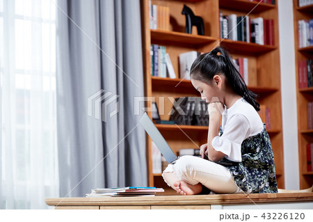 韓国人 女性 女 43226120