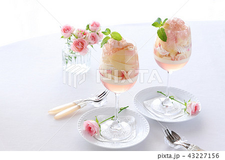 桃パフェ 桃パフェ 43227156