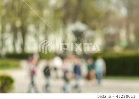 Defocused cityscape background. 43228613