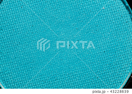 Macro crumbly eyeshadow refill. 43228639