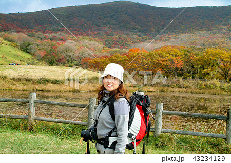 吾妻山　紅葉　カメラ女子 43234129