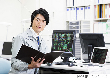 研究　基盤　製造業　SE　半導体　エンジニア　開発　ビジネス 43242583