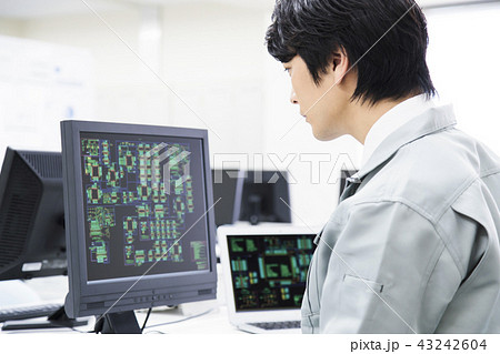 研究　基盤　製造業　SE　半導体　エンジニア　開発　ビジネス 43242604