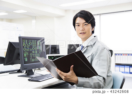 研究　基盤　製造業　SE　半導体　エンジニア　開発　ビジネス 43242608
