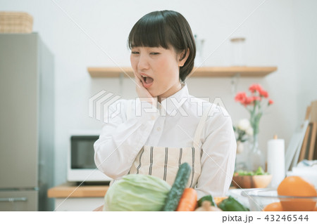 Housework Housework 43246544