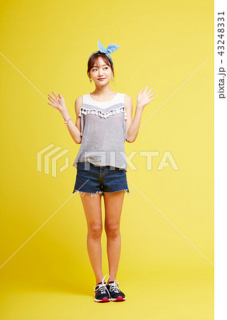 女性　Youth　美容イメージ 43248331