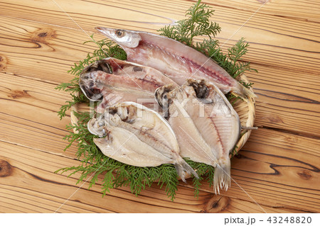 干物のざる盛り 43248820
