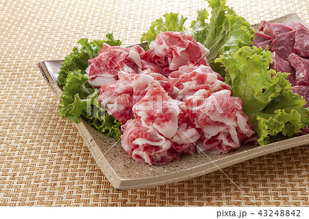 牛肉のこま切れ 43248842