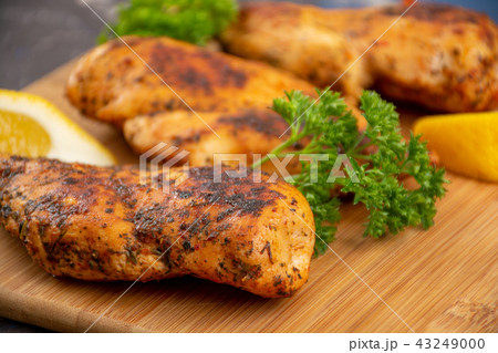 Grilled chicken breast 43249000