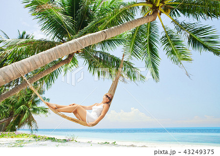 in hammock 43249375