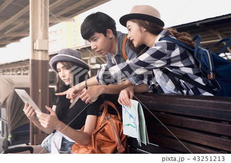 Group of tourist travel in bangkok,Thailand Group of tourist travel in bangkok,Thailand 43251213