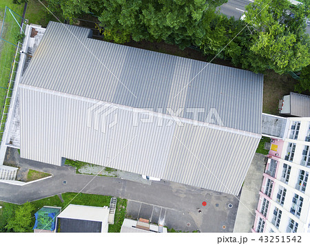 ドローンによる屋根の点検(真俯瞰) ドローンによる屋根の点検(真俯瞰) 43251542