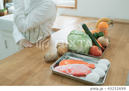 Housework Housework 43252699