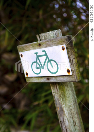 Bike sign 43254350