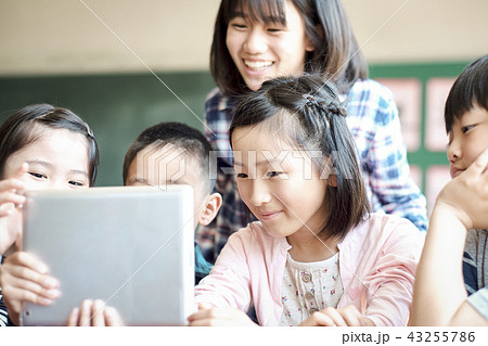 IT教育の授業風景 43255786